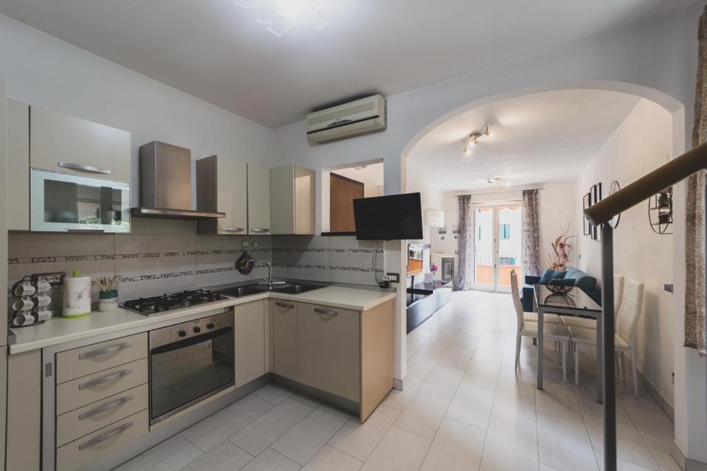 Molly Apartment Porto Santo Stefano  Exteriör bild